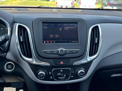 Used 2020 Chevrolet Equinox LS w/ LS Convenience Package image 18