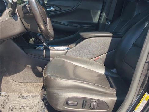 Used 2020 Chevrolet Malibu Premier image 19