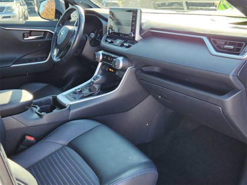 Used 2020 Toyota RAV4 XSE image 16
