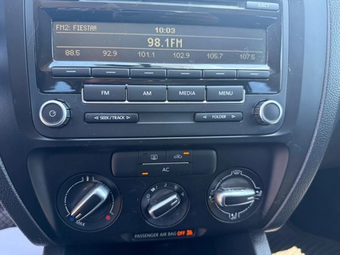 Used 2012 Volkswagen Jetta SE image 21