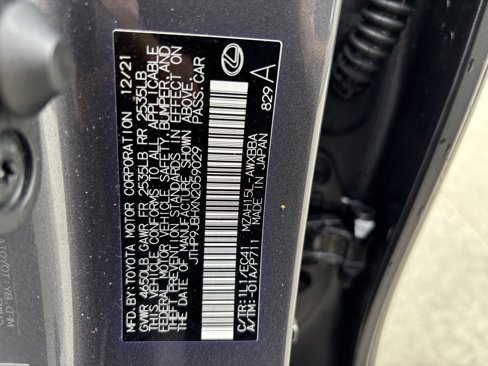 Used 2022 Lexus UX 250h w/ Premium Package image 37