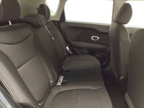 Used 2016 Kia Soul image 19