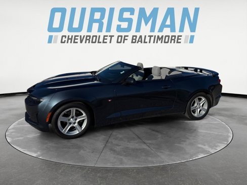 Used 2019 Chevrolet Camaro LT image 19