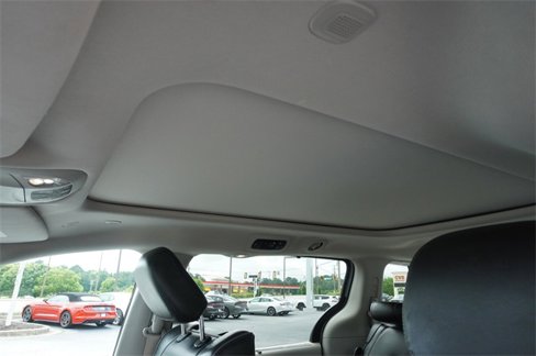 Used 2020 Chrysler Pacifica Limited w/ Tire & Wheel Group image 20