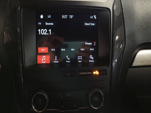 Used 2018 Ford Explorer XLT w/ Equipment Group 201A image 25