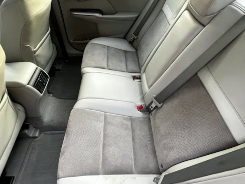 Used 2012 Toyota Camry XLE image 30