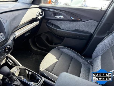 Used 2022 Chevrolet TrailBlazer LT w/ Driver Confidence Package image 12