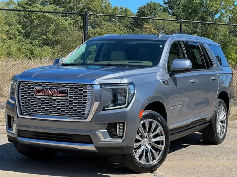 Used 2021 GMC Yukon Denali w/ Denali Premium Package image 20