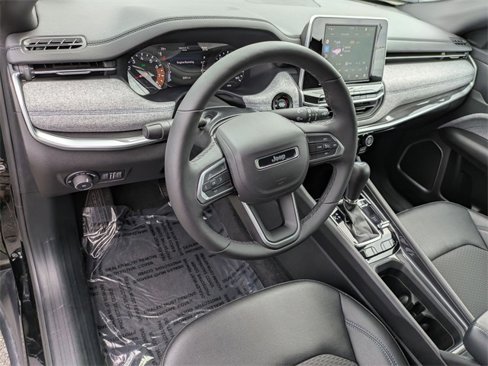 New 2025 Jeep Compass Latitude w/ Convenience Group image 10