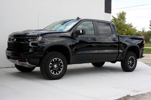 Used 2025 Chevrolet Silverado 1500 ZR2 w/ Technology Package image 14