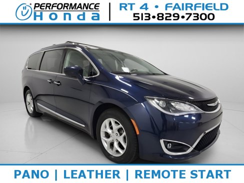 Used 2018 Chrysler Pacifica Touring-L Plus w/ Tire & Wheel Group image 1