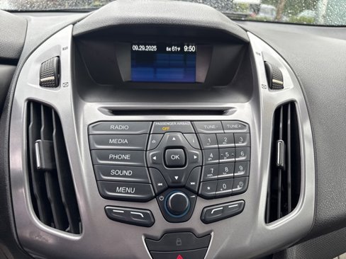 Used 2015 Ford Transit Connect XLT image 16