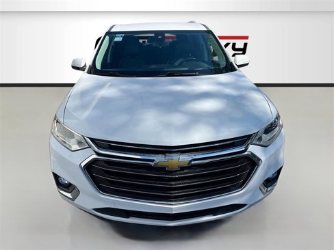 Used 2018 Chevrolet Traverse Premier image 2