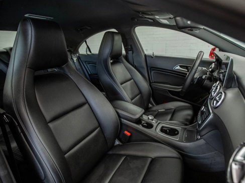 Used 2018 Mercedes-Benz CLA 250 image 22