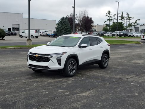 New 2025 Chevrolet Trax LT w/ Driver Confidence Package image 7