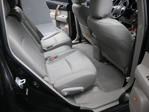 Used 2010 Toyota Highlander Limited image 19