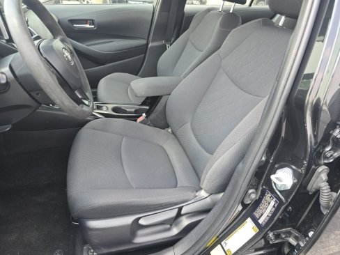 Used 2020 Toyota Corolla LE image 15