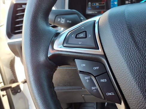 Used 2024 Ford Edge SEL image 26