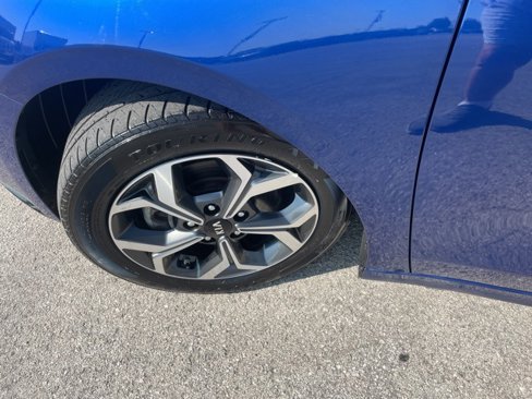 Used 2021 Kia Forte LXS image 13