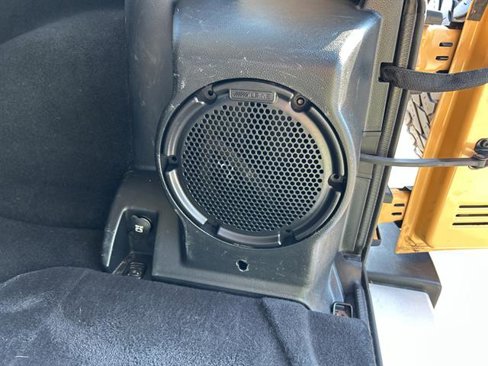 Used 2014 Jeep Wrangler Unlimited Sahara w/ Dual Top Group image 10