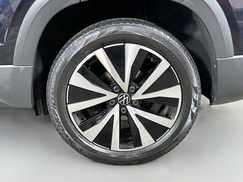 Used 2022 Volkswagen Taos SE image 28