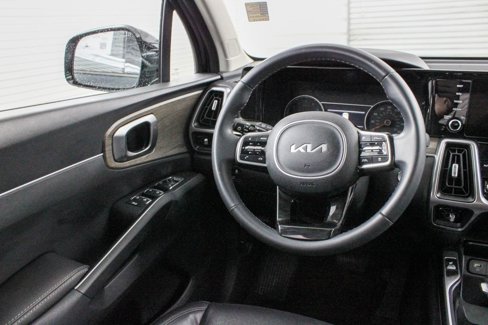 Used 2023 Kia Sorento EX w/ Panoramic Sunroof Package image 21