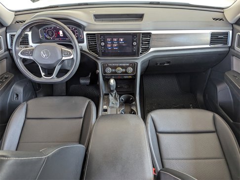 Certified 2023 Volkswagen Atlas SE w/ Black Wheel Package image 15