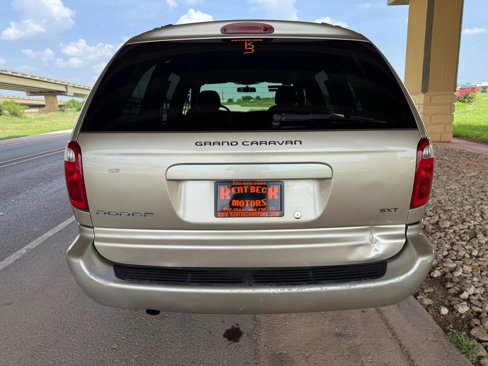 Used 2007 Dodge Grand Caravan SXT image 4