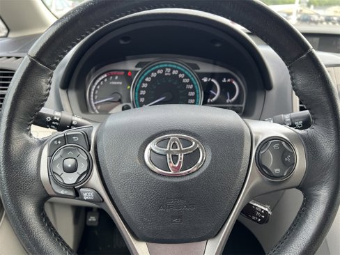 Used 2014 Toyota Venza XLE image 11