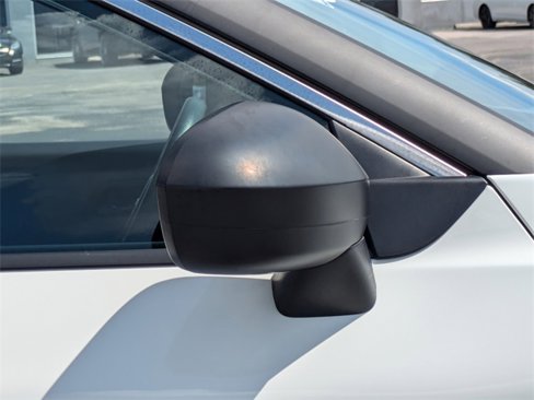 Used 2024 Nissan Rogue S image 11