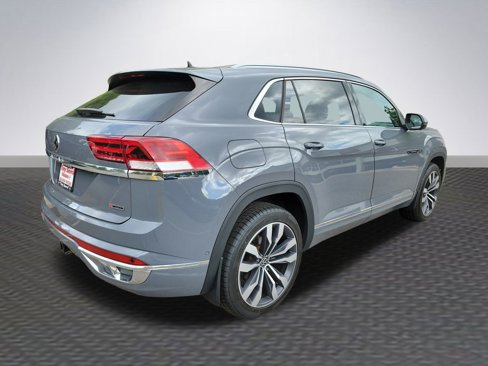 Used 2021 Volkswagen Atlas Cross Sport SEL Premium image 5