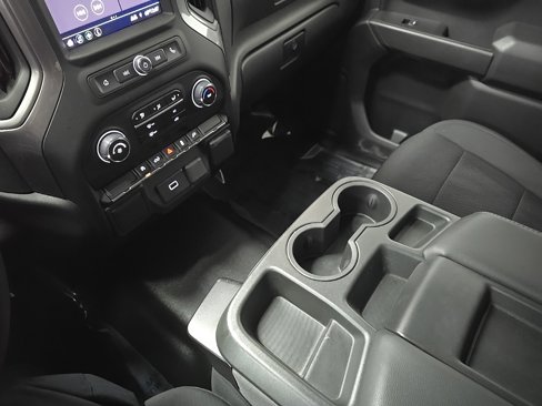 Used 2020 Chevrolet Silverado 1500 Custom w/ Custom Value Package image 26