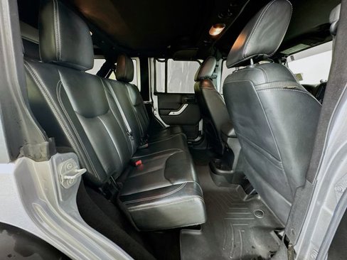 Used 2016 Jeep Wrangler Unlimited Sahara w/ Dual Top Group image 24