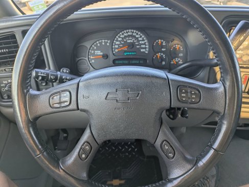 Used 2005 Chevrolet Avalanche Z66 w/ Preferred Equipment Group image 19