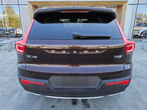 Used 2019 Volvo XC40 T5 Inscription image 6