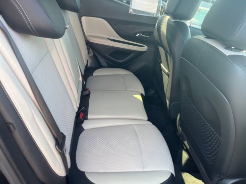 Used 2021 Buick Encore Preferred w/ Safety Package image 26