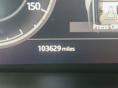 Used 2018 Land Rover Discovery HSE image 18