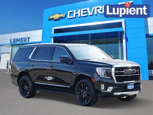 Certified 2024 GMC Yukon SLT w/ SLT Luxury Package image 1