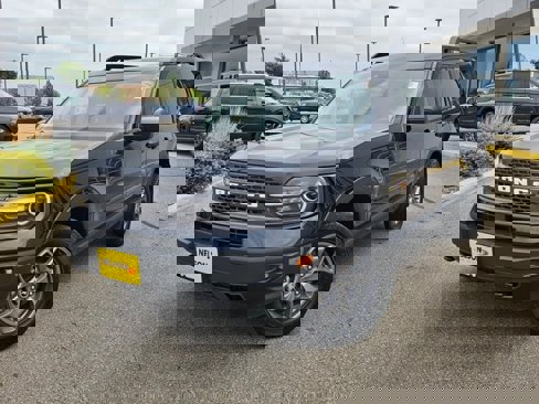 Used 2023 Ford Bronco Sport Badlands image 2