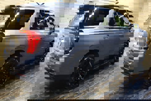 Used 2022 GMC Yukon SLE image 5