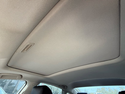 Used 2018 Honda Accord EX-L image 11