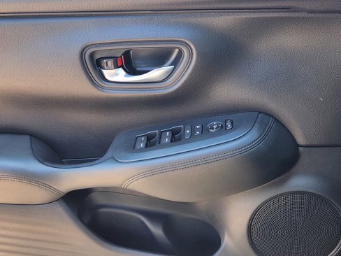 Certified 2023 Honda HR-V LX image 26