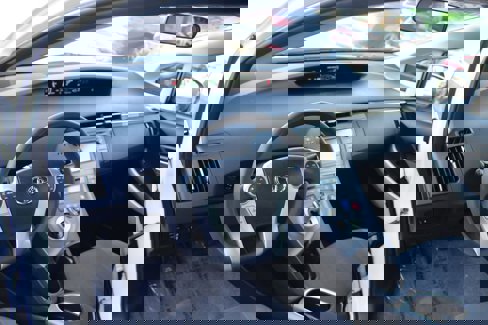 Used 2014 Toyota Prius Two image 17