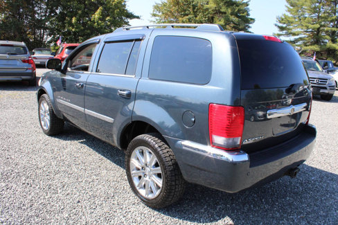 Used 2008 Chrysler Aspen Limited image 9