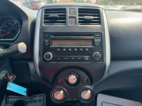 Used 2014 Nissan Versa SV image 20