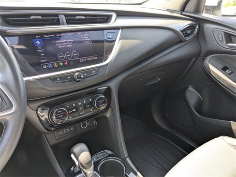 Used 2022 Buick Encore GX Select image 22