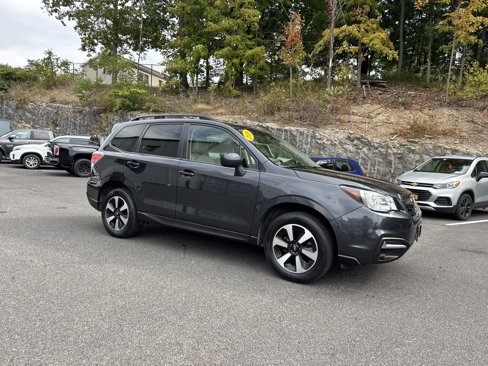 Used 2018 Subaru Forester 2.5i Premium w/ All-Weather Package image 3