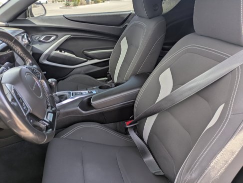 Used 2019 Chevrolet Camaro LT w/ Technology Package image 23