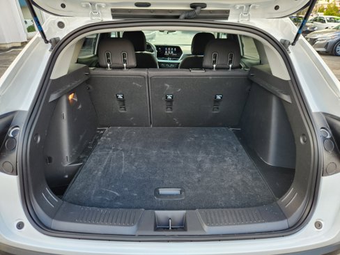 Used 2025 Chevrolet Trax LS image 18
