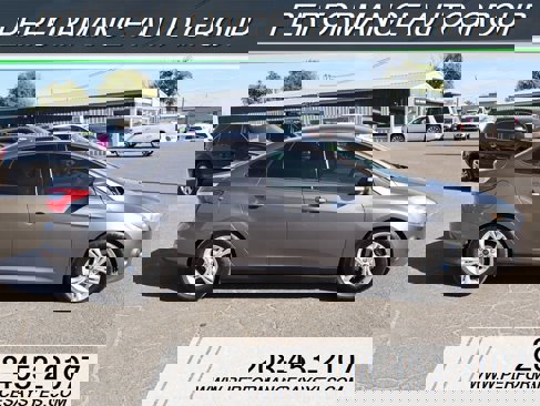Used 2014 Ford Focus SE image 2